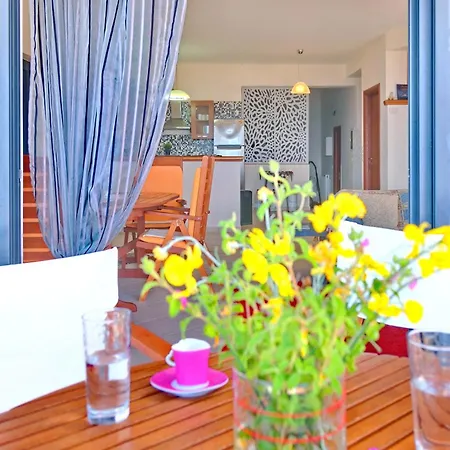 Sea View Amoni *