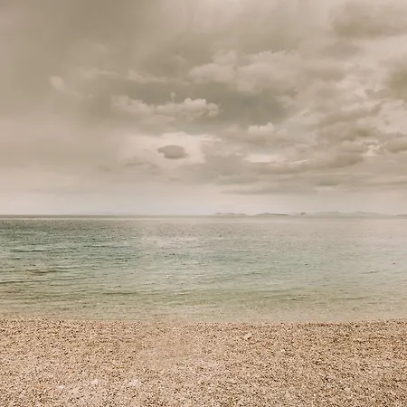 Sea View Amoni *