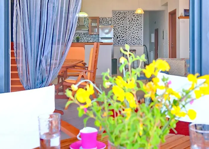 Sea View Amoni *